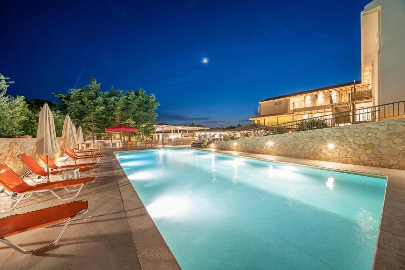 Makris Yialos Apartments - image 49