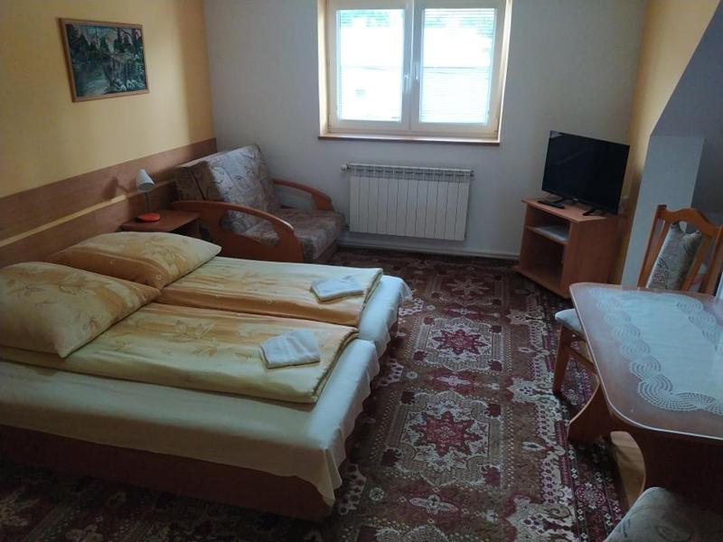 Standard Double Room image 1