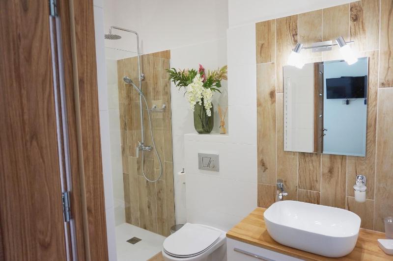 Suite image 3