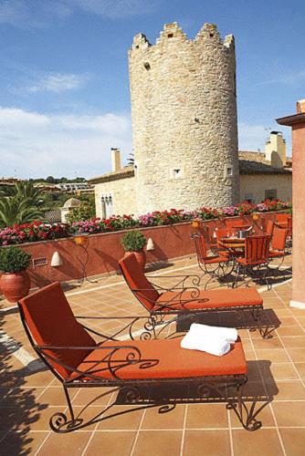 Deluxe Double Room with Terrace image 2
