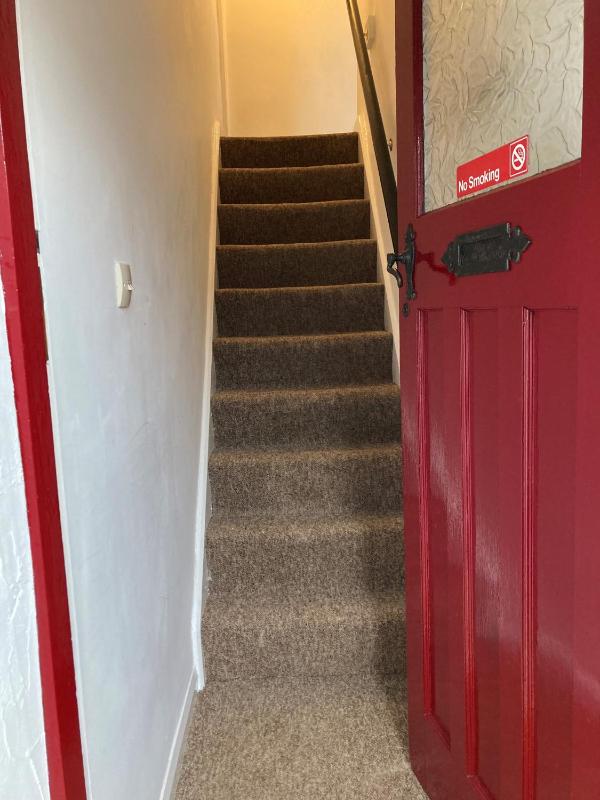 One-Bedroom Apartment image 2