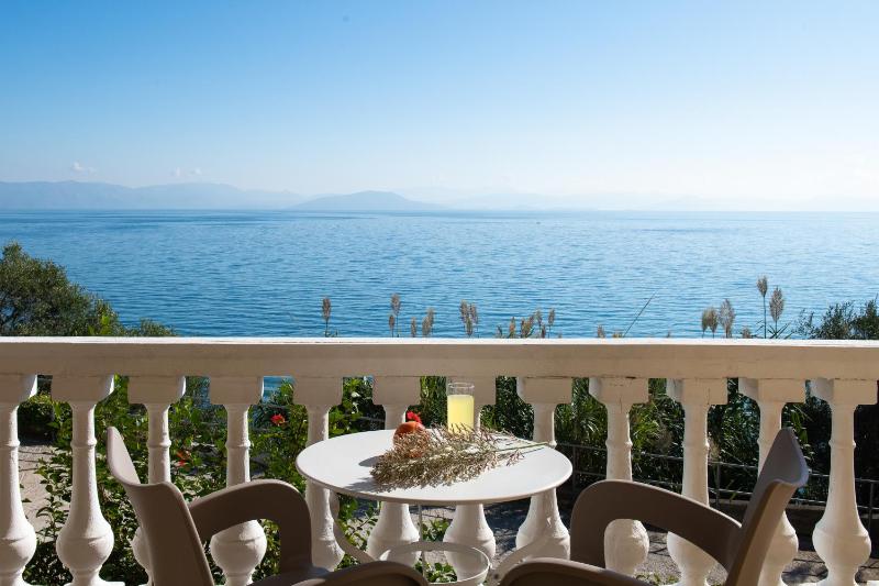 Double Studio with Sea View image 1