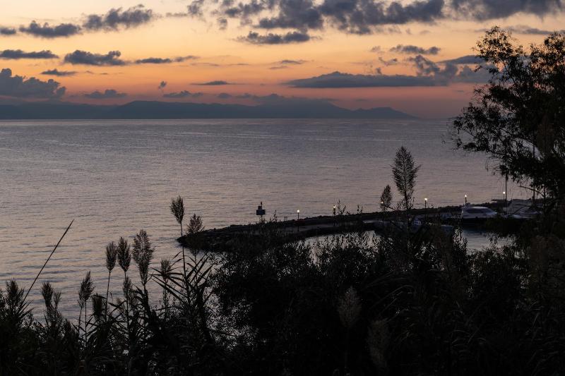 Twin Studio with Sea View image 4