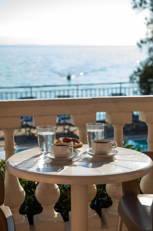 Apartment with Sea View image 4