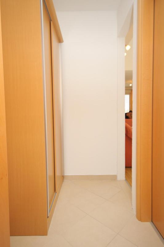 Apartments with parking space Makarska - 6850 - image 13