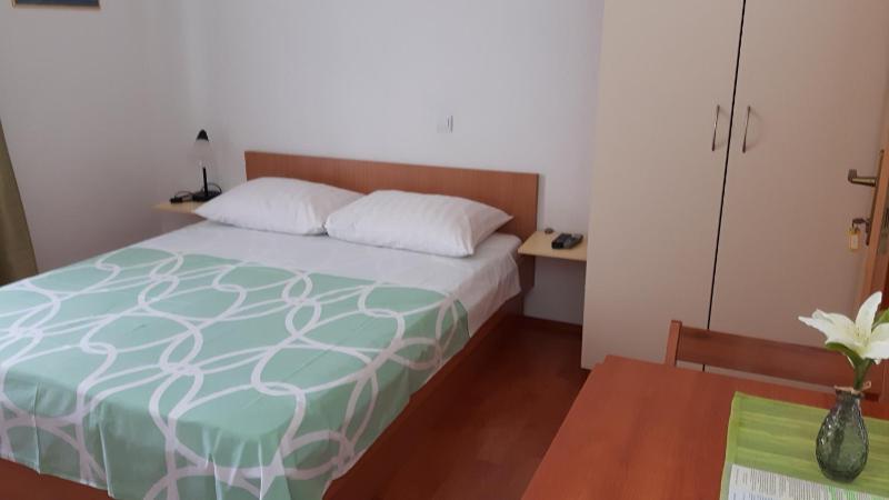 Apartments with parking space Makarska - 6850 - image 9