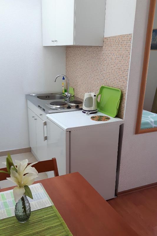Apartments with parking space Makarska - 6850 - image 31