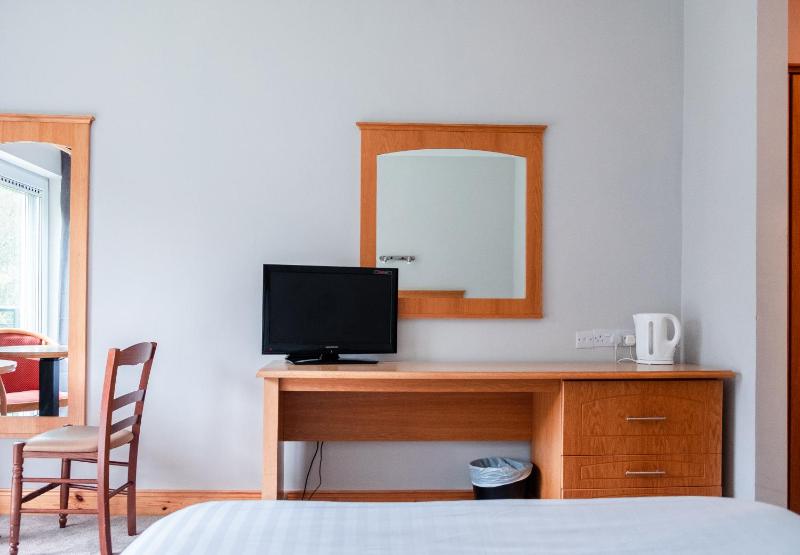 Standard Double & Single Room image 4