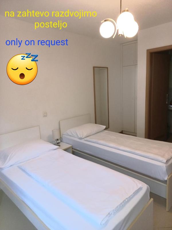 Double Room image 3