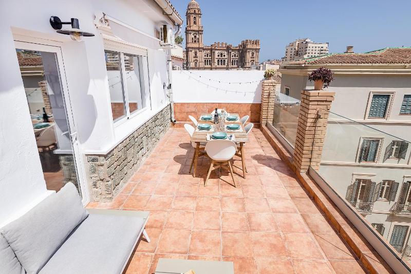 Homey Apt- Ático con vistas a la catedral Images