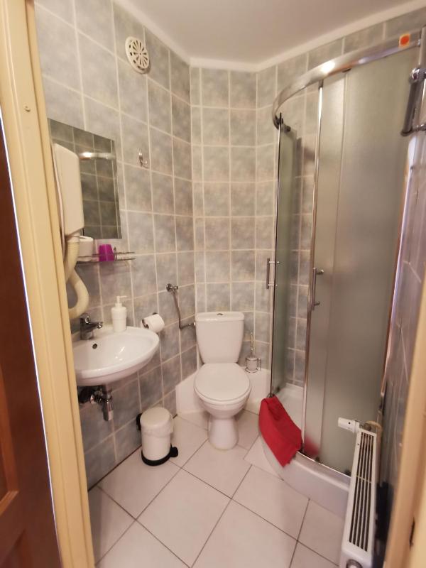 Economy Single Room image 4