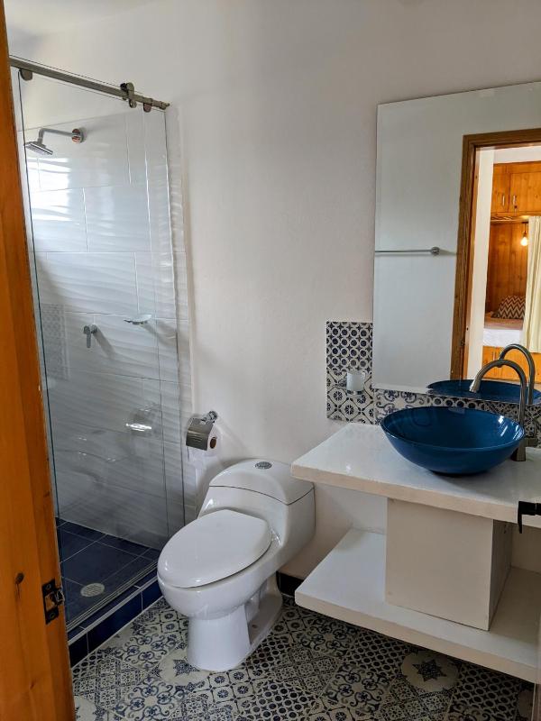 OFF HOSTEL - image 9