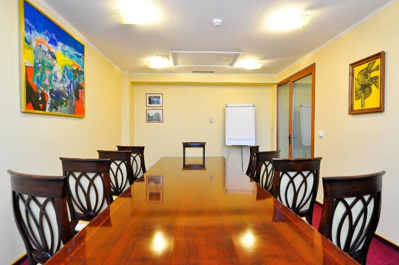 Hotel Maxim - image 38