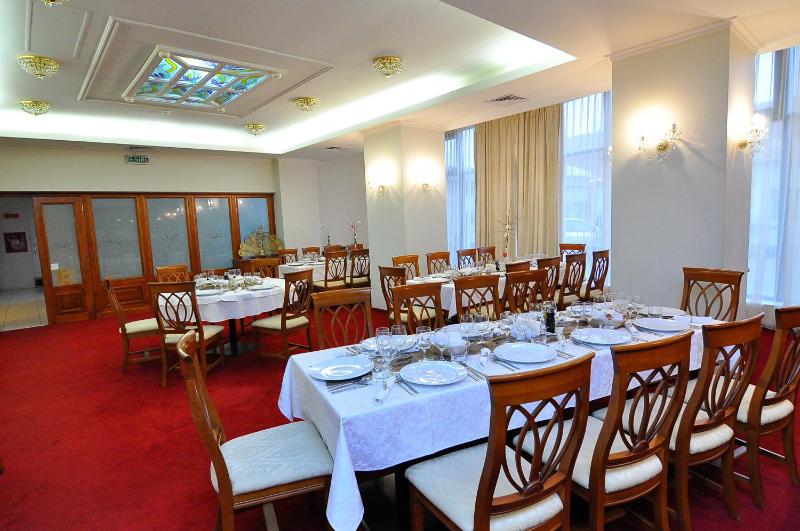 Hotel Maxim - image 49