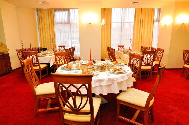 Hotel Maxim - image 30