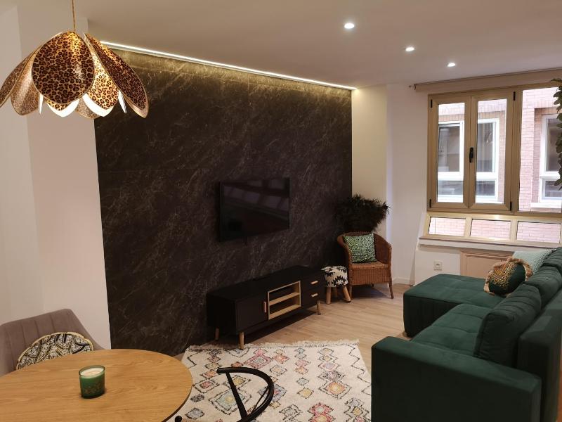 Deluxe Apartment image 1