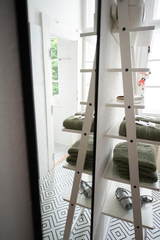 Studio Apartment image 3