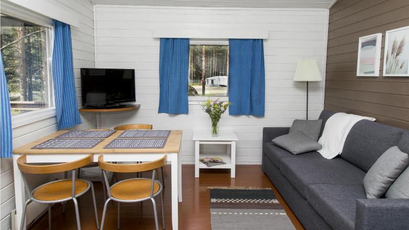 Glamping cottage for 4 person, shared toilet image 2