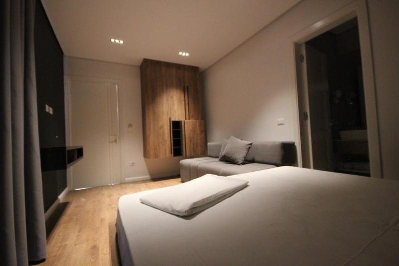 Double Room with Mountain View image 3