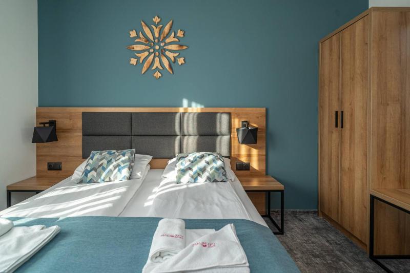 Economy Double Room image 3