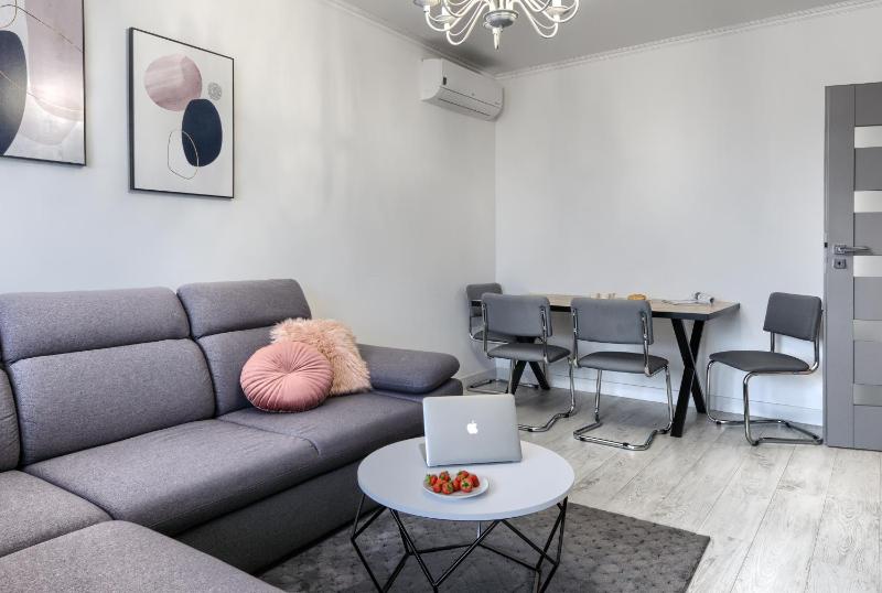 Wola Luxury Stay - image 8
