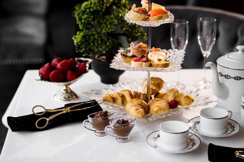 Suite image 3