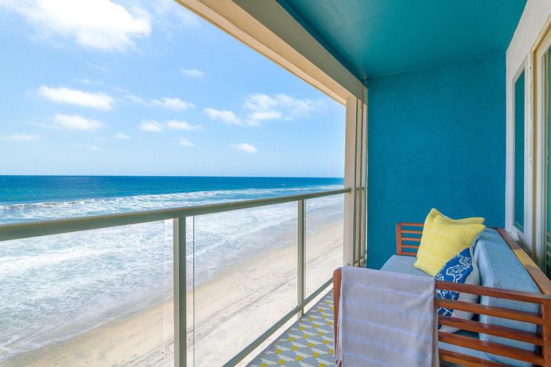 King Room with Ocean View image 4