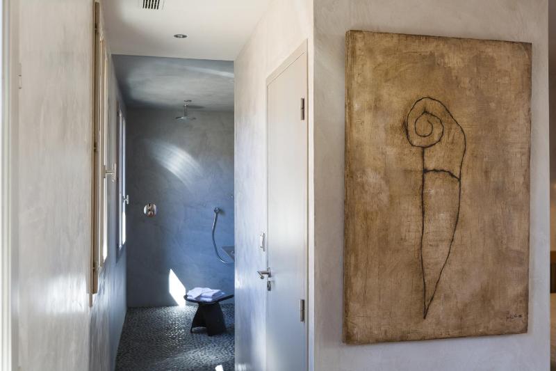 Double Room - Earth image 2