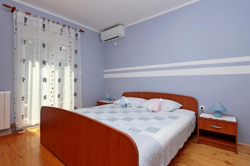 Double Room with Balcony image 1