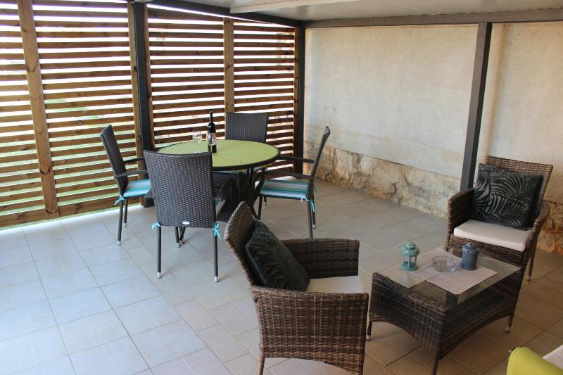 One-Bedroom Apartment with Terrace image 4