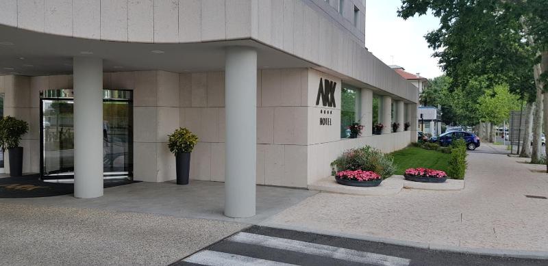 Ark Hotel - image 11