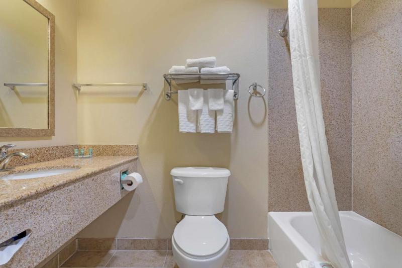 King Room image 2