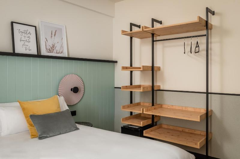 Double Room Interior image 4