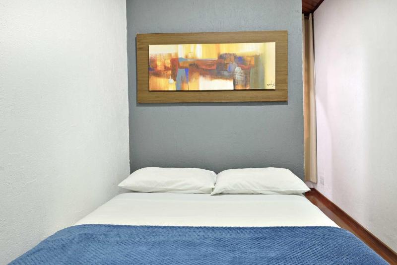 HOTEL SENADoR - image 29