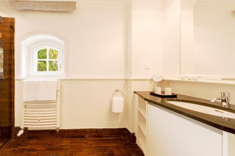 Suite with Terrace image 3