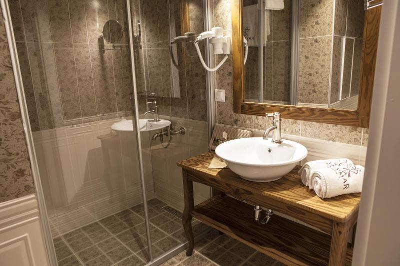 Suite image 3