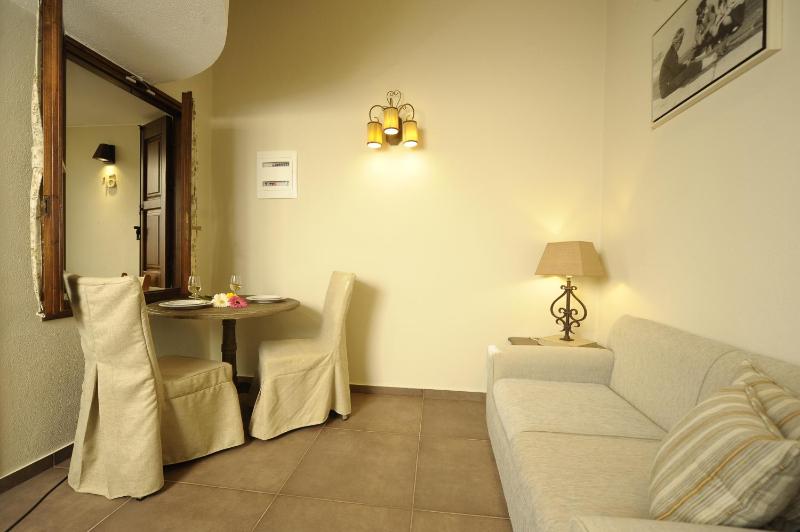 Apartment - Split Level image 2