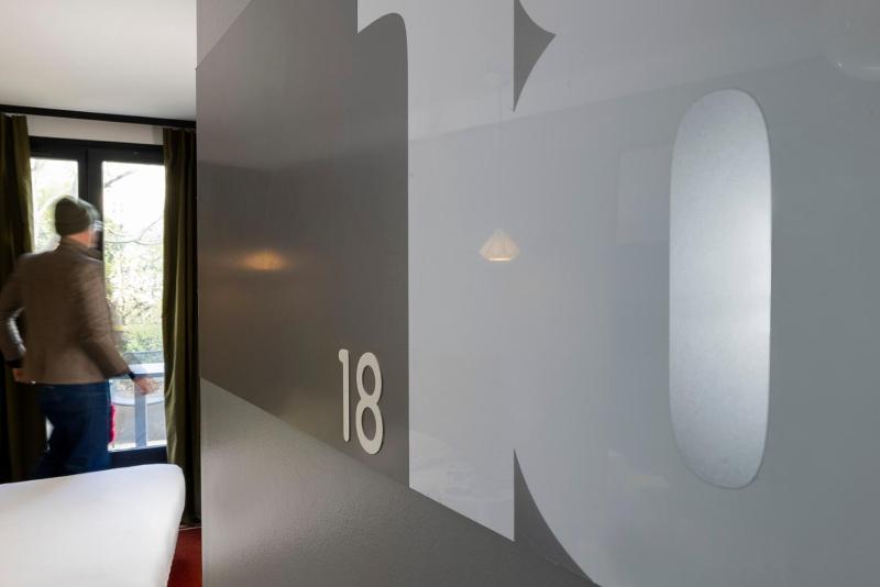 Superior Double Room with Terrace image 2