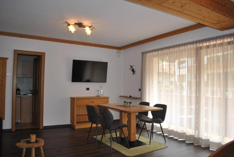 Studio with Balcony (4 Adults)  image 3