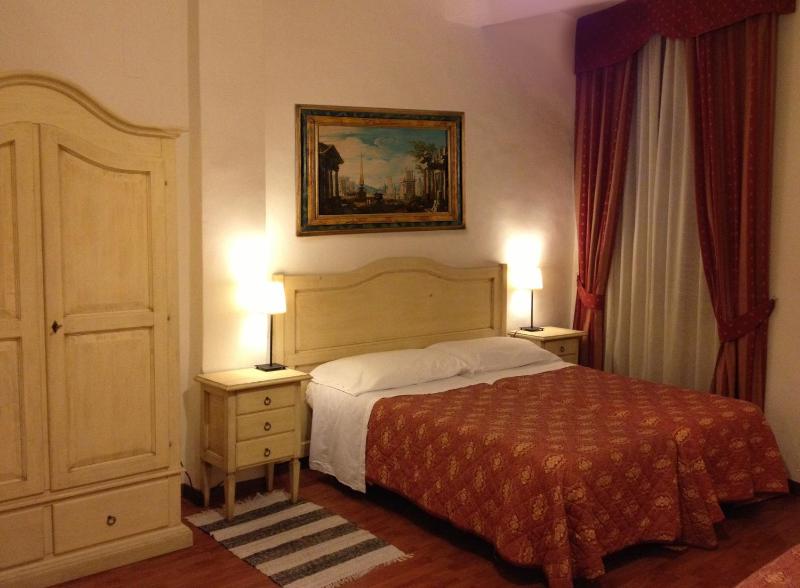 Quadruple Room image 3