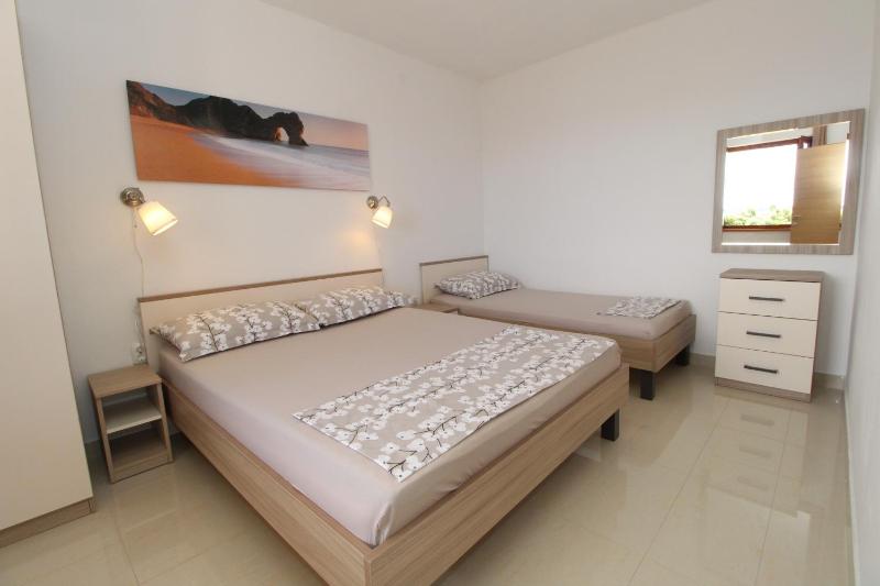 Apartments by the sea Mandre Pag - 6284 - image 35