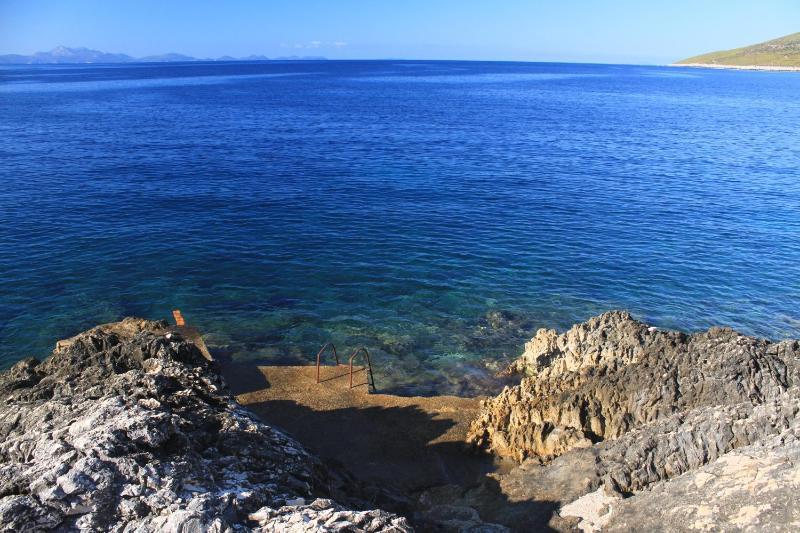 Apartments by the sea Zavalatica Korcula - 9274 - image 18