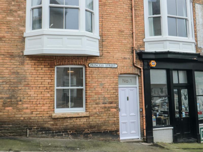 1 Princess Street - image 28