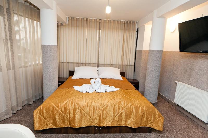 Standard Apartment image 2