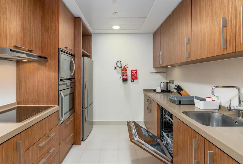 Executive One-Bedroom Apartment with Balcony image 2