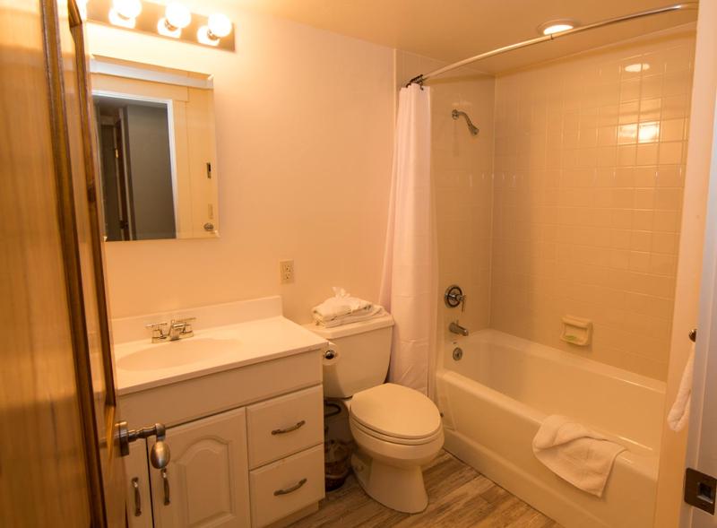 Three-Bedroom House image 3