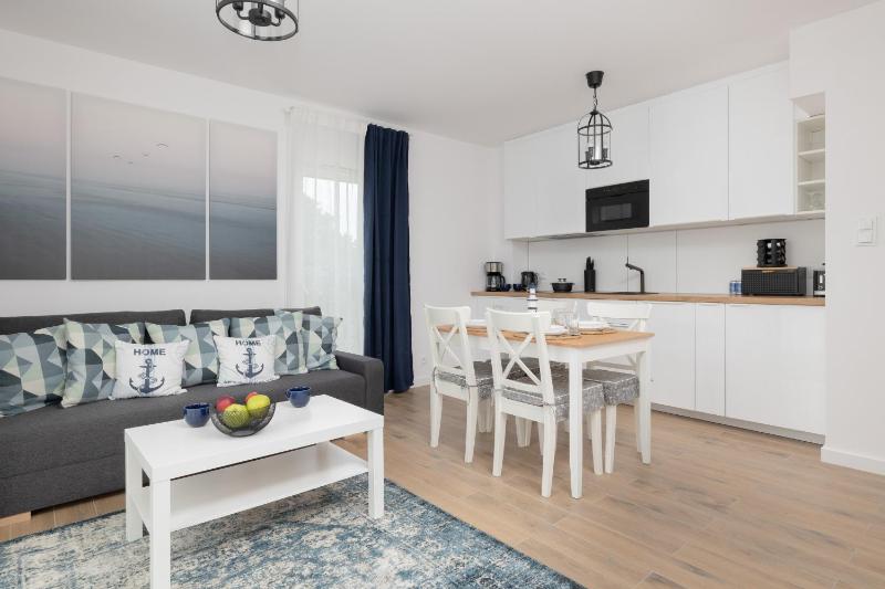 Seaside Apartment Wybrzeze Dziwnow by Noclegi Renters - image 1