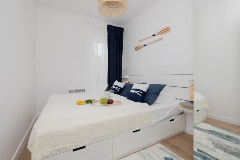 Seaside Apartment Wybrzeze Dziwnow by Noclegi Renters - image 6