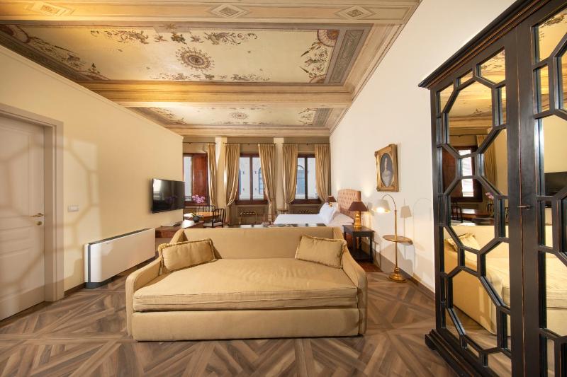 Palazzo Martellini Residenza d'epoca - image 14
