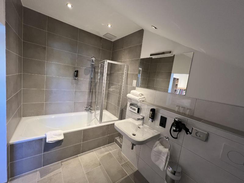 Triple Room image 4